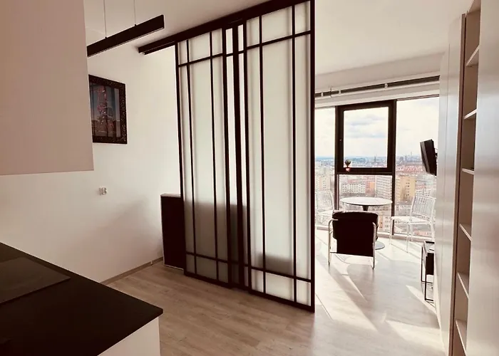 Διαμέρισμα Hanza Tower, Less Is 15th Basen Sauna Στσέτσιν