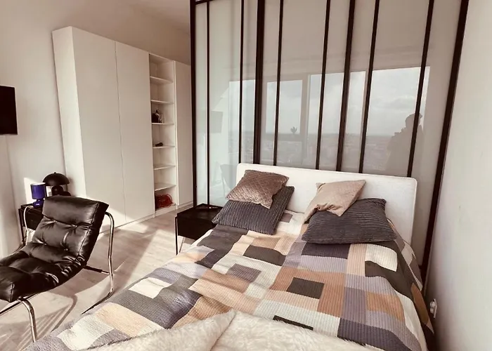 Διαμέρισμα Hanza Tower, Less Is 15th Basen Sauna Στσέτσιν