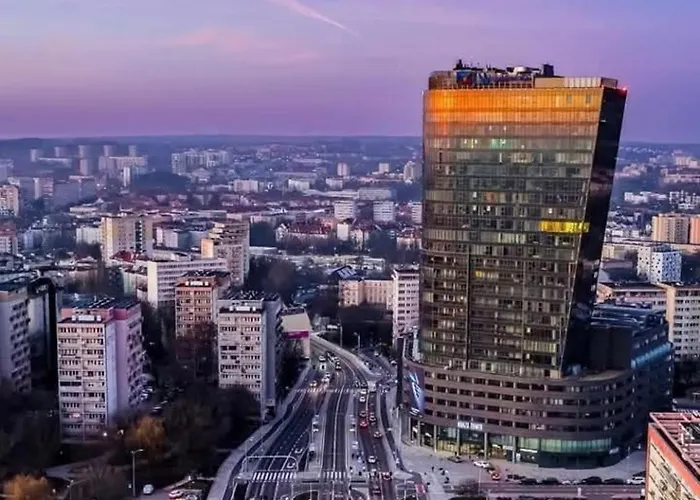 Hanza Tower, Less Is 15th Basen Sauna *