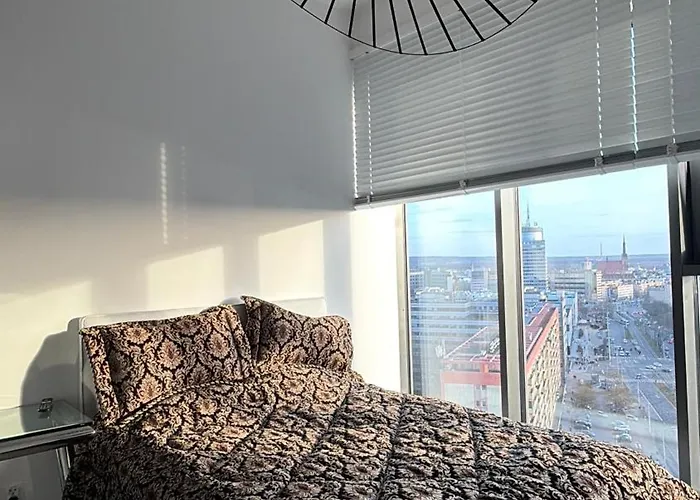 Διαμέρισμα Hanza Tower, Less Is 15th Basen Sauna Στσέτσιν